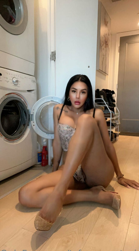 tsfoxyanastasia Miniatura