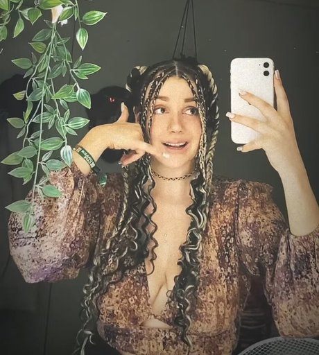 asmrbylisa star exclusive photo