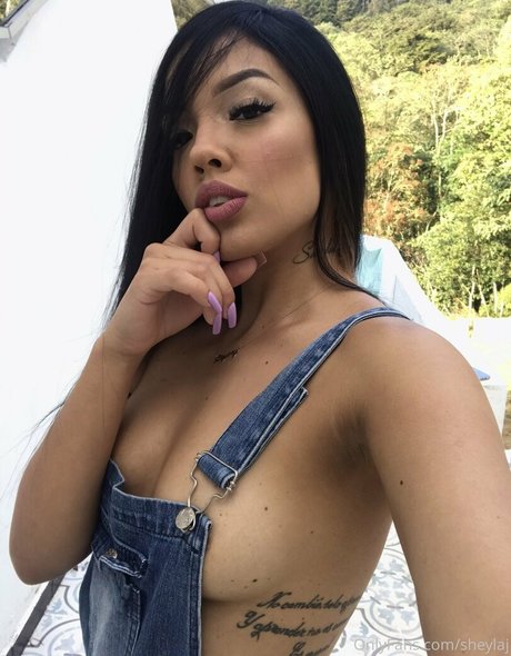 sheylaj actriz desnuda galería