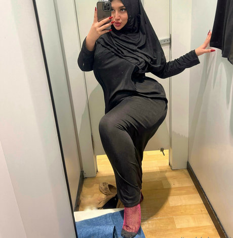 Turkishgyal modèle sympa image