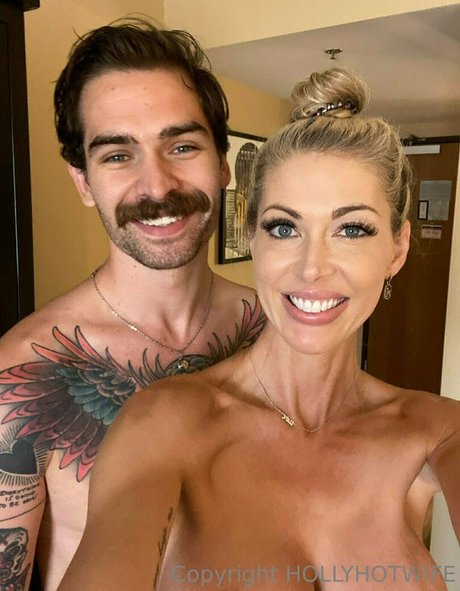 hollyhotwife art étoile image