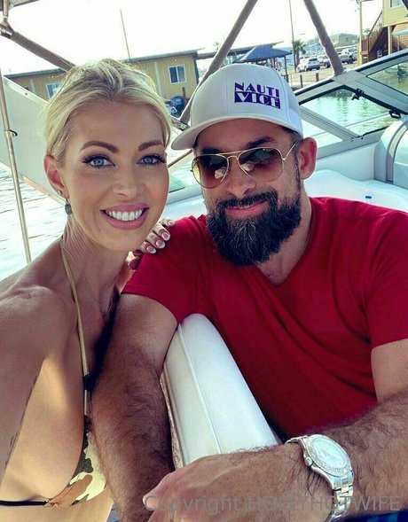 hollyhotwife star du porno de haute qualité image