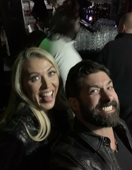 hollyhotwife modelo perfecto fotos