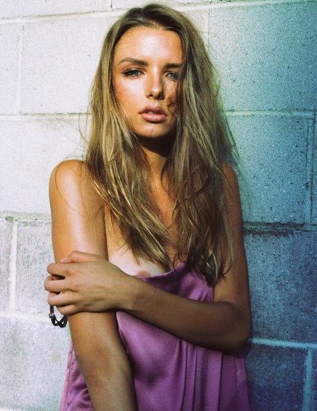 Madi Teeuws star du porno en haute qualité img