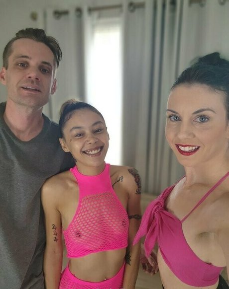 vmvideo jolie star du porno des photos