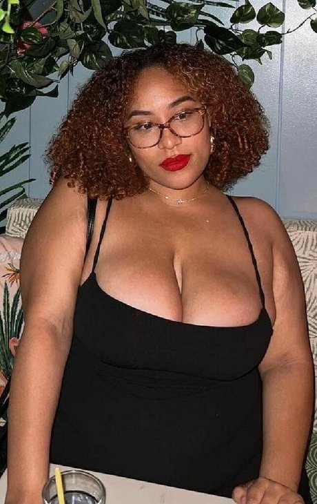 Kathrynn Marie desnudos de estrellas porno imagen