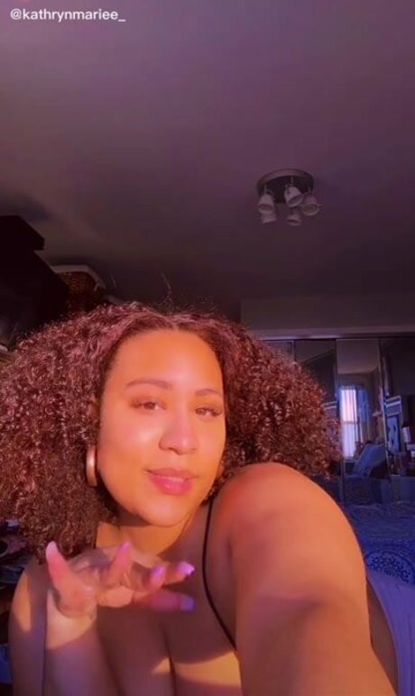 Kathrynn Marie buen modelo galería