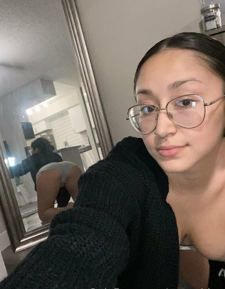 kendalljakobs pornstar naked pics