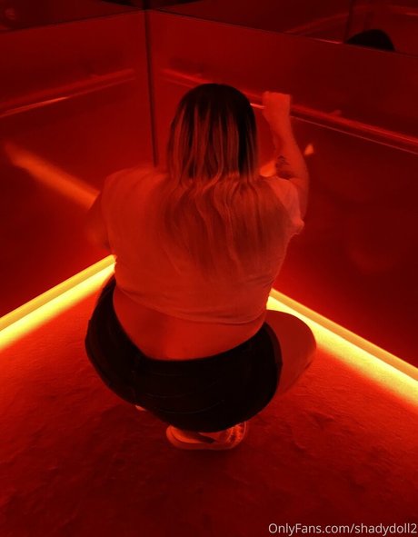 shadydoll2 hermosa estrella porno archivo