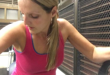 HealthyHappyFitandProud sexe star galeries