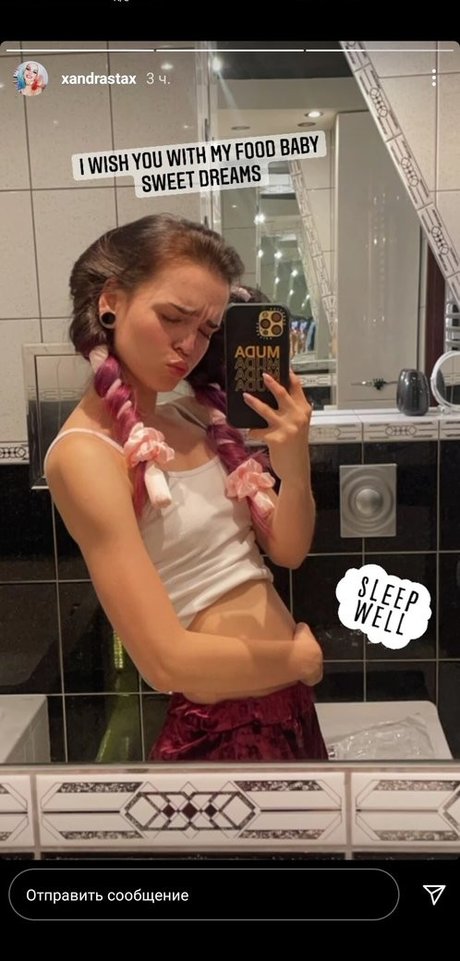 Andrasta étoile érotique photo