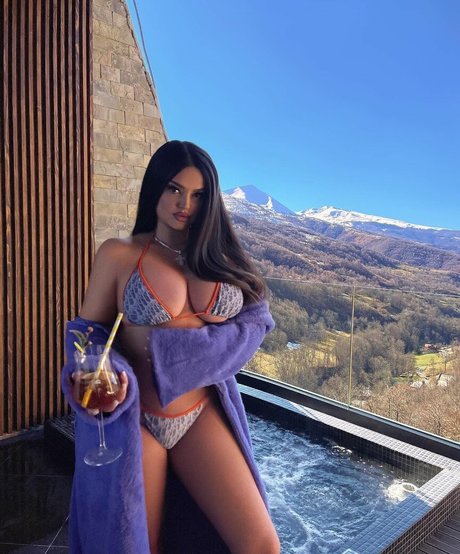 Encaofficial estrella libre archivo