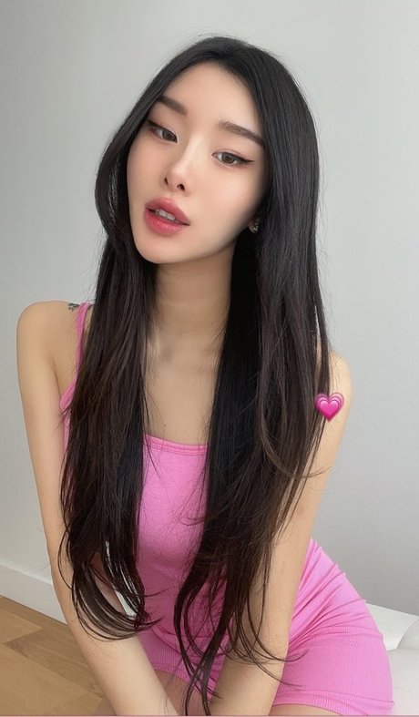 Mari Bambei high quality pornstar image