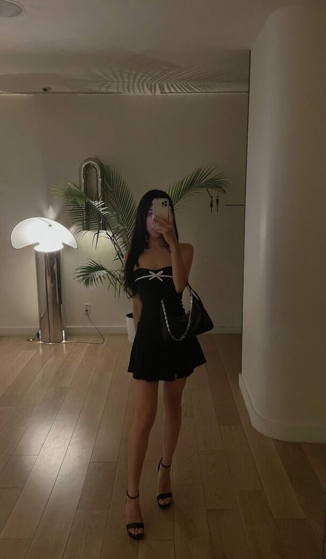 Mari Bambei model xxx pics