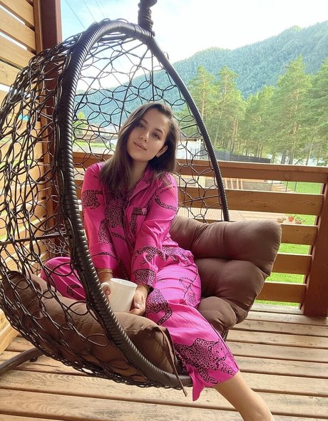 HoneyGirl actrice artistique image