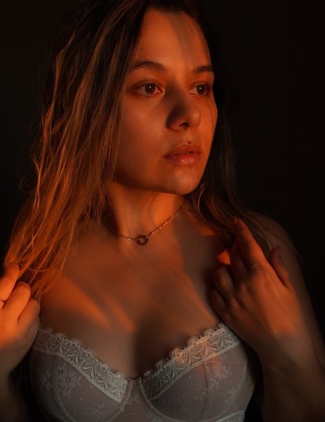 HoneyGirl actriz libre archivo