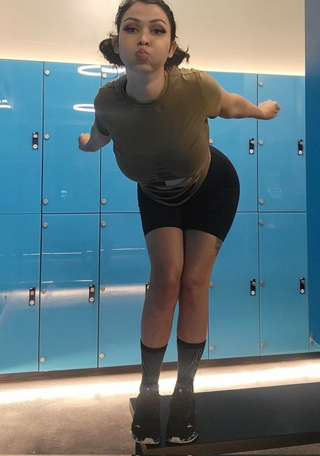 Pinksaltmoon actrice érotique des photos