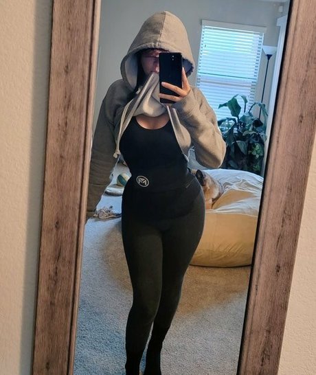 Pinksaltmoon modelo exclusivo galería