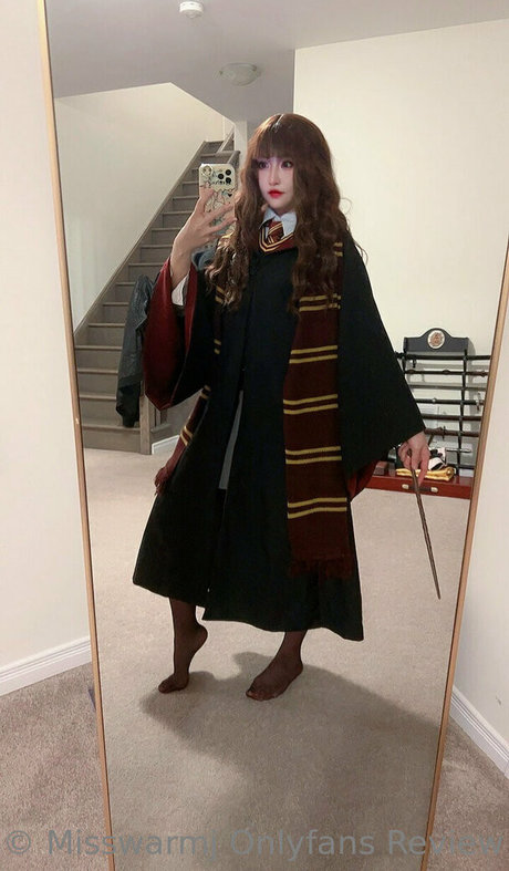 MissWarmJ star du porno de haute qualité photos