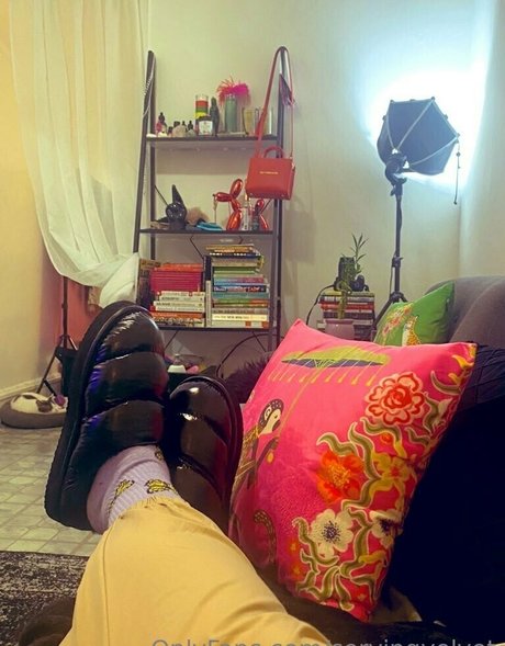 servingvelvet jolie étoile des photos