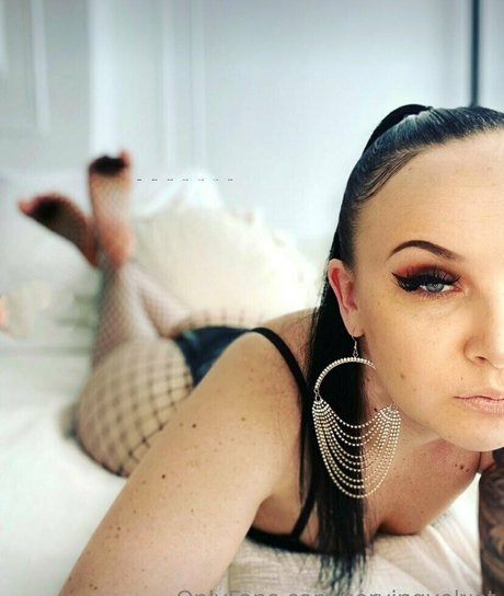 servingvelvet xxx étoile galeries