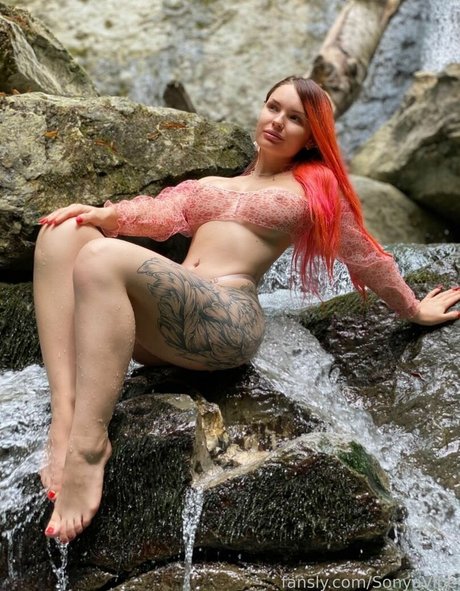 Catch My Vibe estrella porno de arte foto