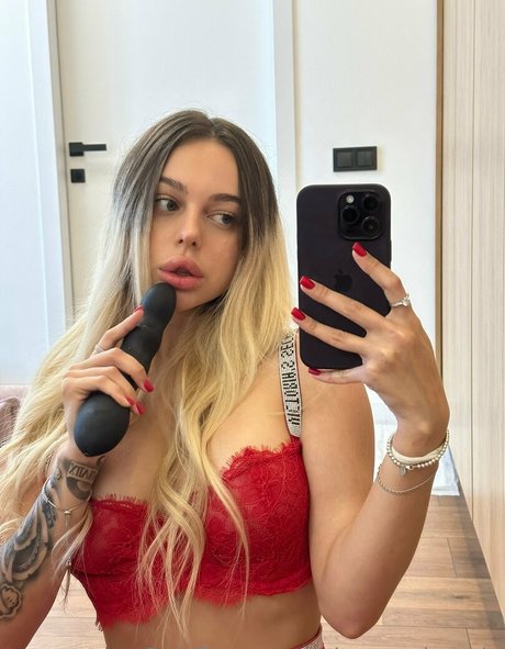 alexaandra vip estrella superior imágenes