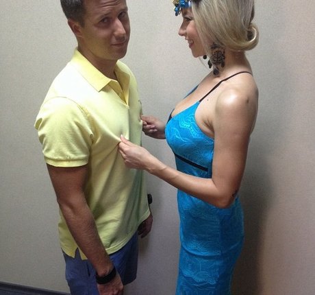 Polina Logunova modelo adulto galerías