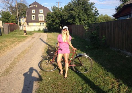 Polina Logunova hermosa modelo recopilación