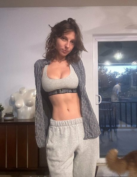 Hopeless So Frantic modelo desnuda foto