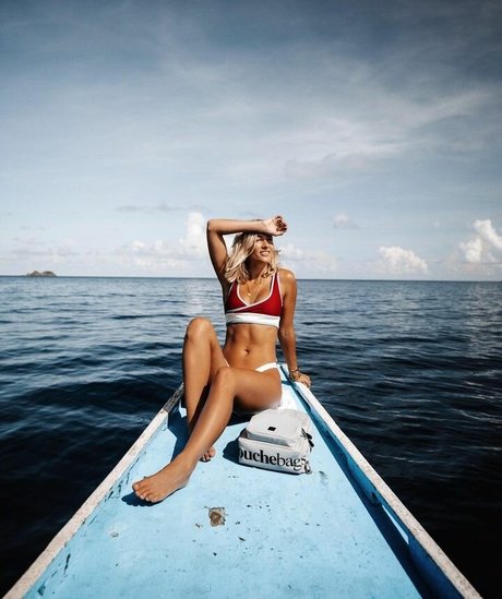 Lauren Bullen modelo xxx foto