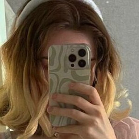 Shadsi estrella desnuda galerías