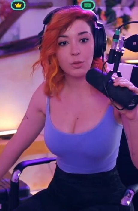 AnniTheDuck nudes pornstar galleries