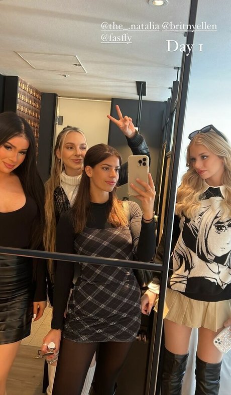 Develique modelo sexy fotos