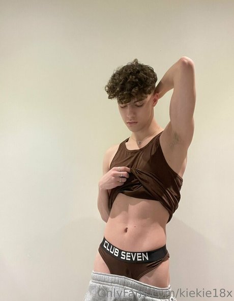 kiekie18x estrella porno imagen