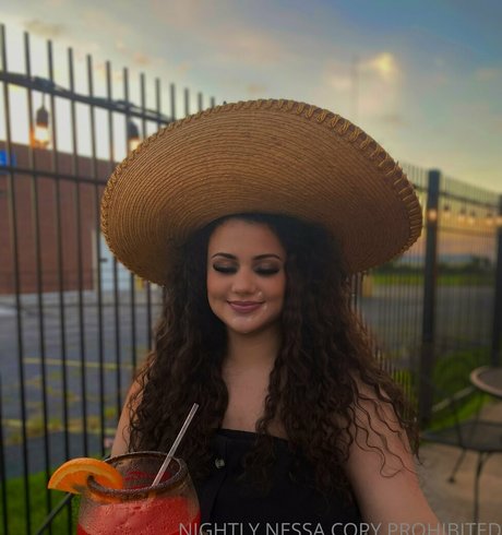 nessatnight star du porno chaude archive