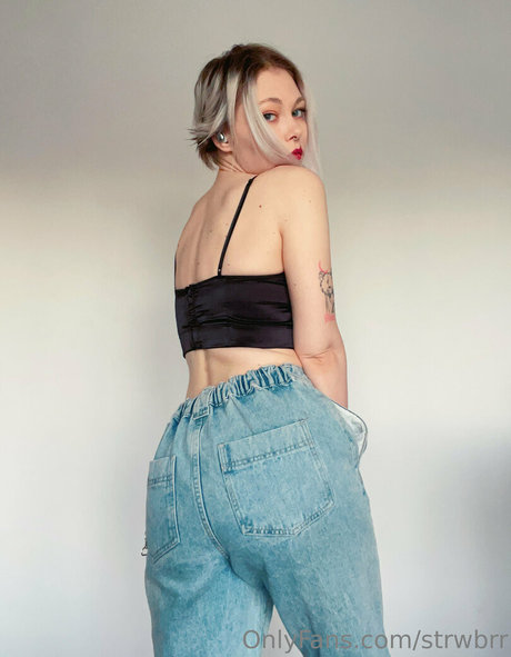 strwbrr star du porno en haute qualité photos