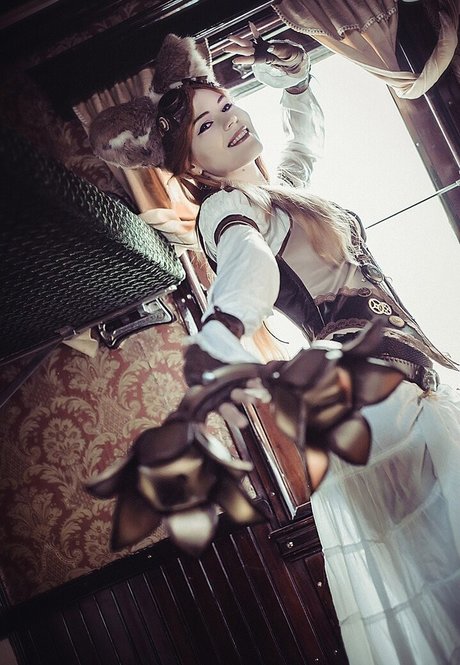 Anya Ichios modelo libre imagen