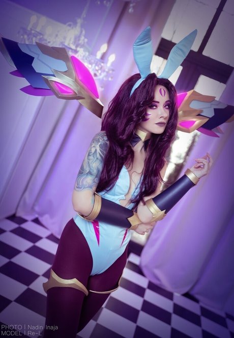 Anya Ichios modèle gratuit photo