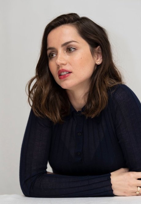 Ana De Armas sexo estrella porno imagen