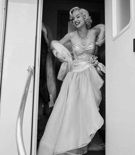 Ana De Armas jolie actrice img