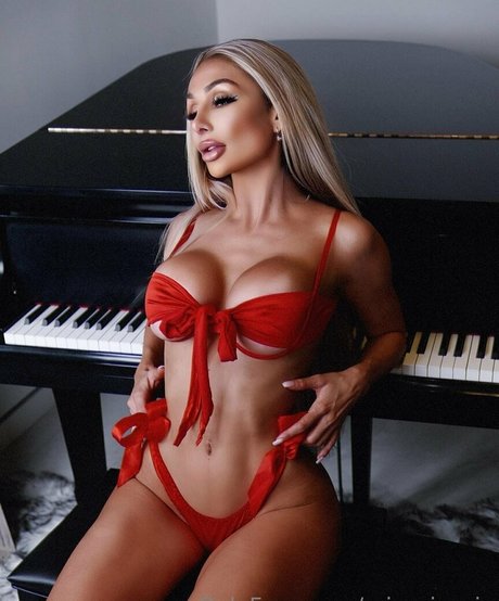 missnicusia nus star du porno img