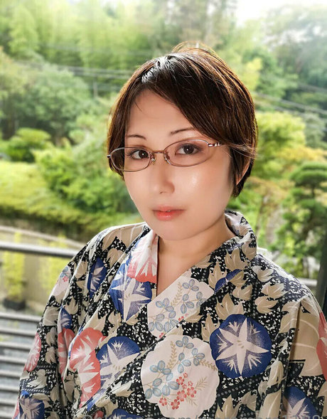 moremore1108 buen modelo galería