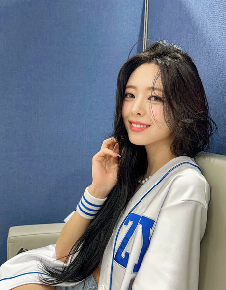 itzy all in us arte estelar imagen