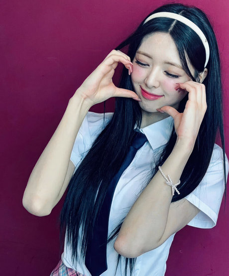 itzy all in us nus de stars du porno archive