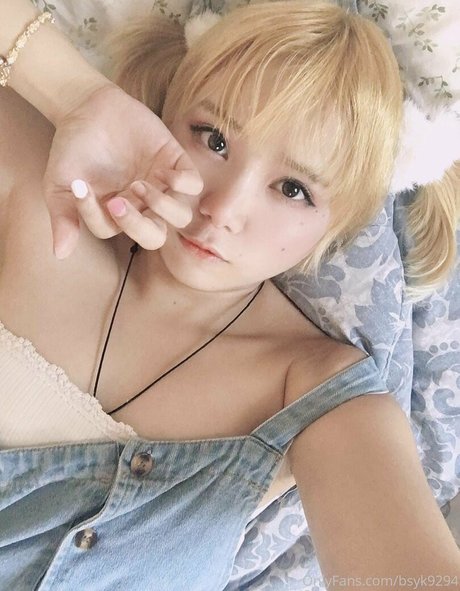 bsyk9294 estrella porno sexy foto