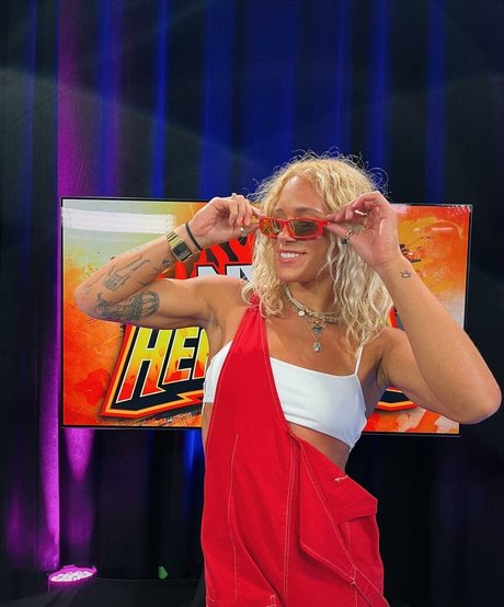 Sol Ruca estrella porno hermosa imágenes