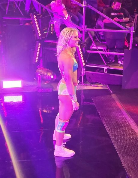 Sol Ruca star du porno adulte des photos