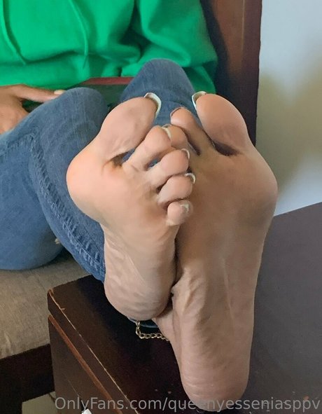 queenyesseniasppv modelo pornografico imágenes