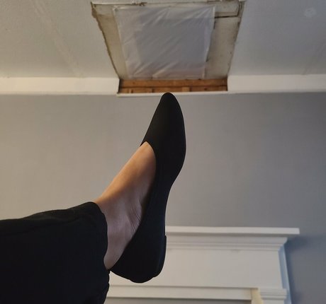 smelliefeetsweetie sexe de star du porno img